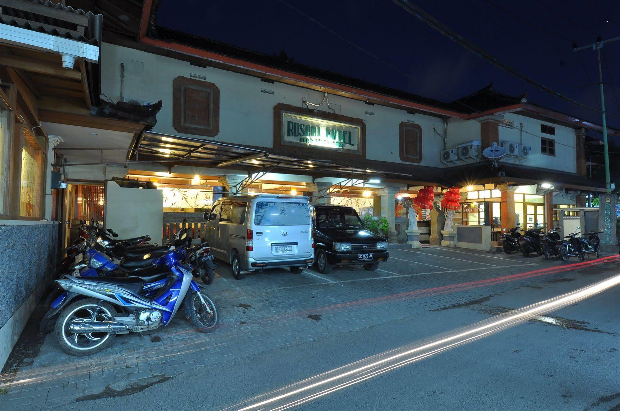 Rosani Hotel Kuta  Exterior photo